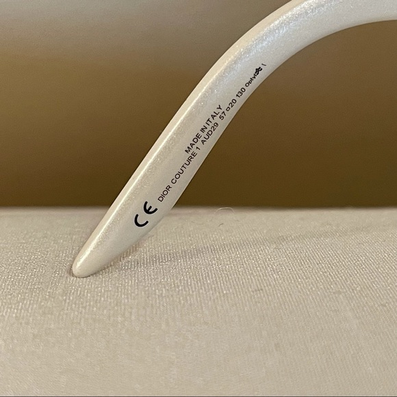 Christian Dior Sunglasses - Picture 5 of 6